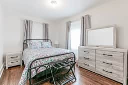 Stylish 3br Cozy Home 10min Drive from ND!