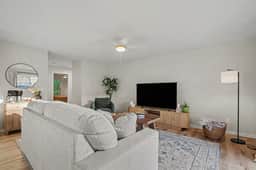 Game Day Luxury | 2BR/2BA Condo Near Notre Dame | Private Bal - Image 5