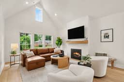 Golden Dome Retreat |5BR| 0.7 Miles to Notre Dame - Image 4