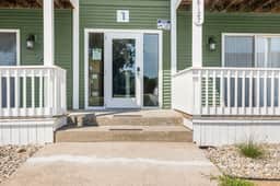 Modern Luxury Condo | Walk to Notre Dame | 2BR/2BA | Parking - Image 2