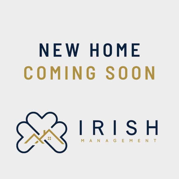 Golden Dome Retreat 5BR | Near Notre Dame - Image 1