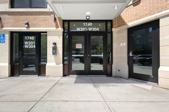 Luxury Irish Quarter Escape Near ND 2BD| 2BA