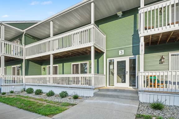 Game Day Luxury | 2BR/2BA Condo Near Notre Dame | Private Bal - Image 2
