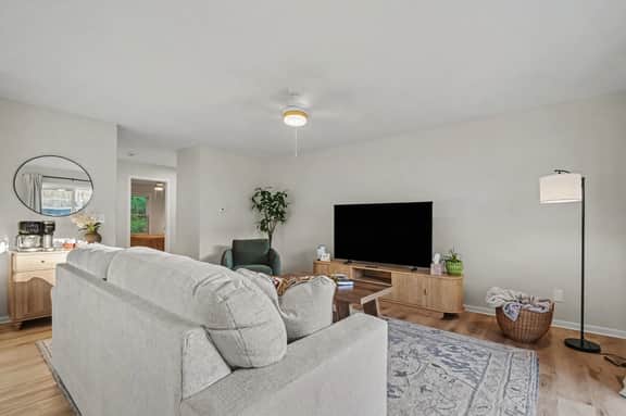 Game Day Luxury | 2BR/2BA Condo Near Notre Dame | Private Bal - Image 5