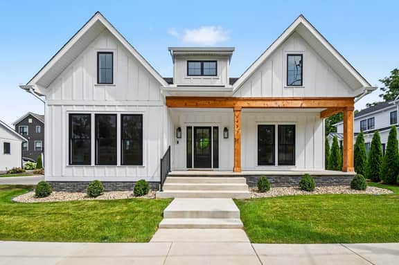 Golden Dome Retreat |5BR| 0.7 Miles to Notre Dame - Image 2
