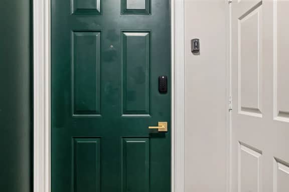 The Irish Retreat | 2BR/2BA Near Notre Dame | Private Balcony - Image 3
