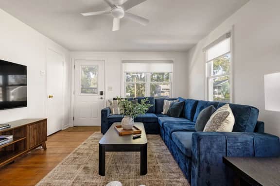 3BR/1BA Updated South Bend Retreat Close to ND - Image 5