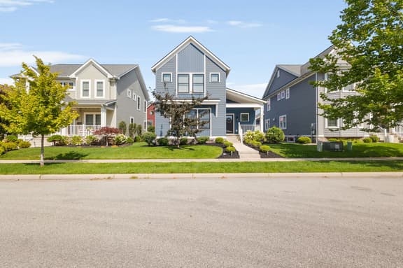 420 S Notre Dame Ave - Image 1