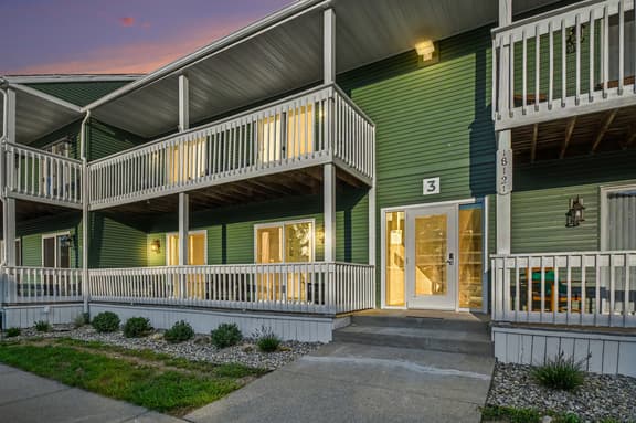 Game Day Luxury | 2BR/2BA Condo Near Notre Dame | Private Bal - Image 1